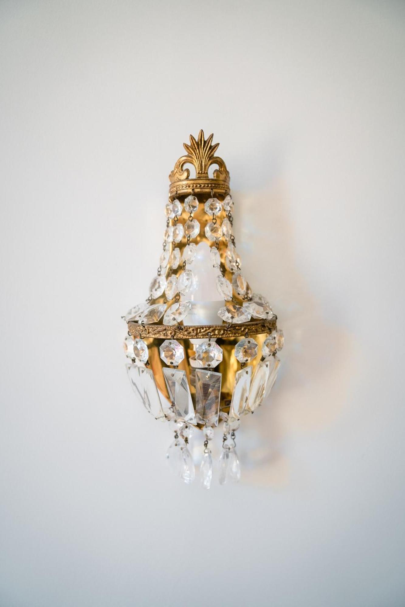 The Chandelier Janov Exteriér fotografie